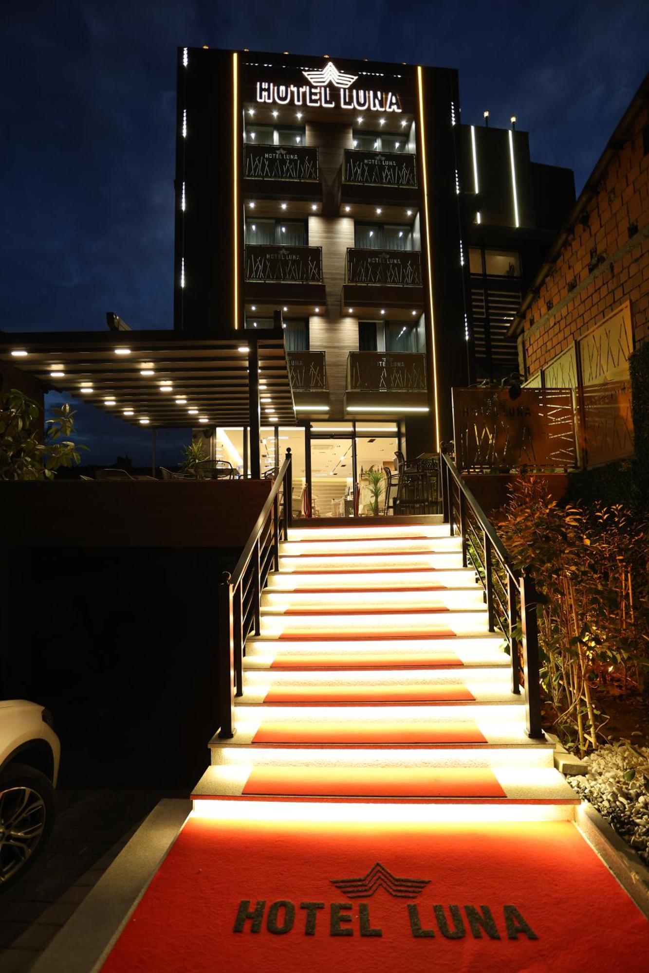 Hotel Luna Prizren Zewnętrze zdjęcie
