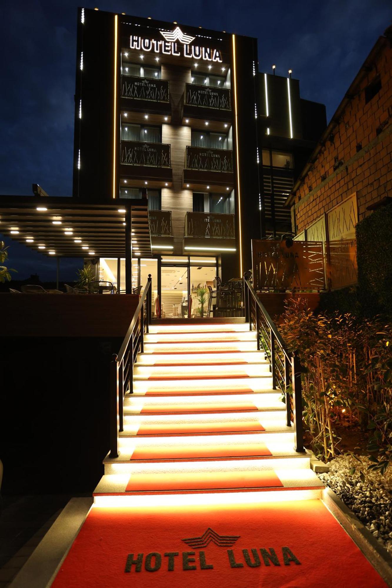 Hotel Luna Prizren Zewnętrze zdjęcie